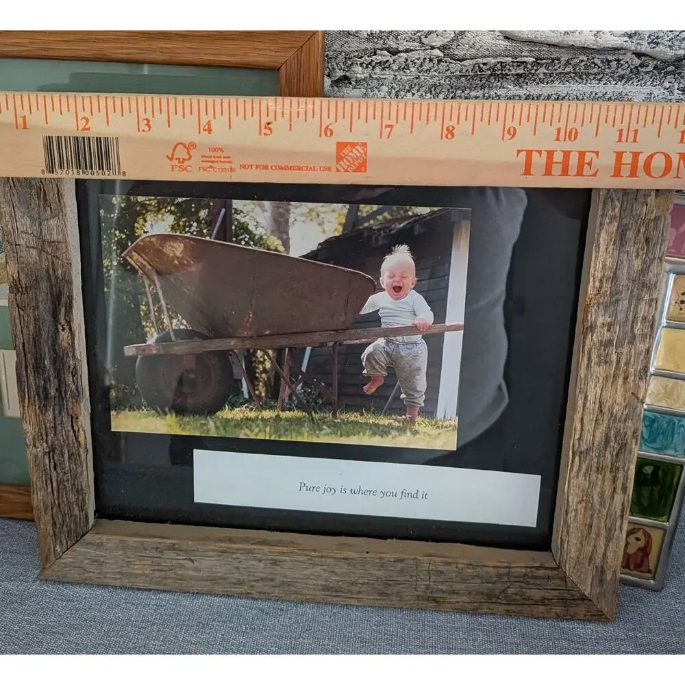 Vintage Rustic Reclaimed Barn Wood Picture Frame – 11.5” x 9.25”Vintage Rustic